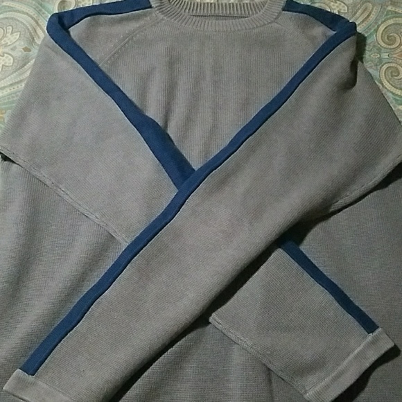 Abercrombie and Fitch large thick sweater - Picture 1 of 3